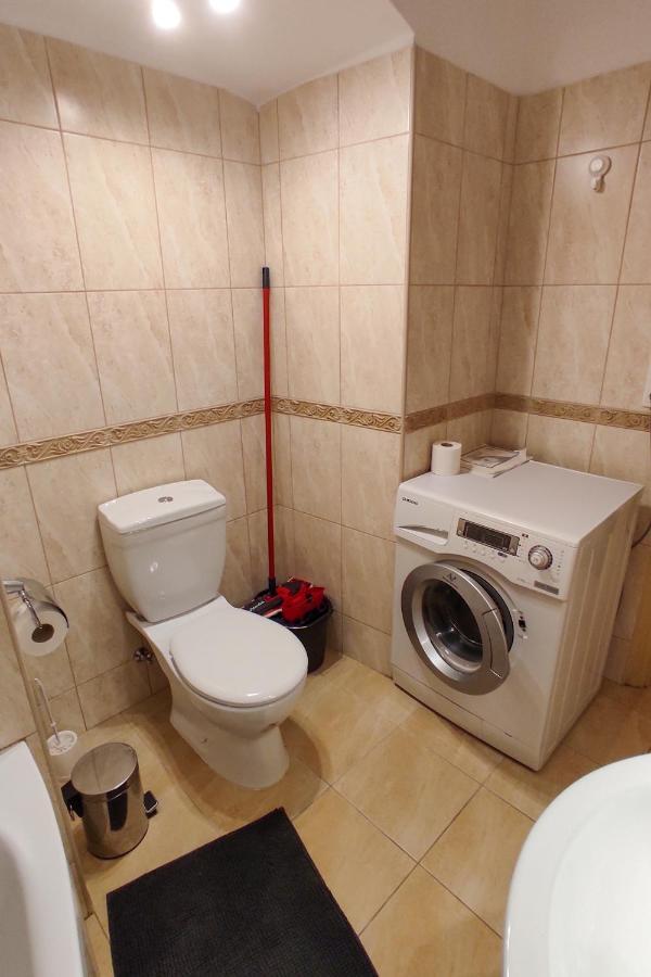 Theatroom Apartman Eger Bagian luar foto